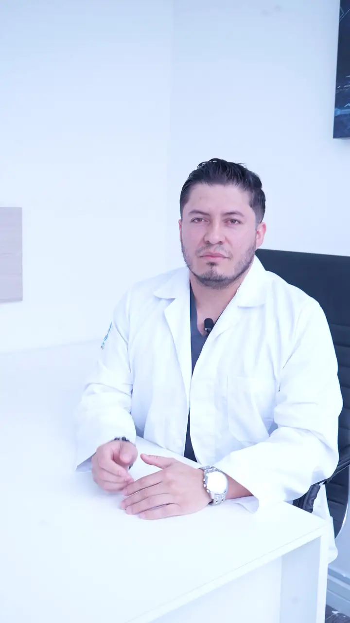 doctor giovanny cabezas 2-clinica de anemia